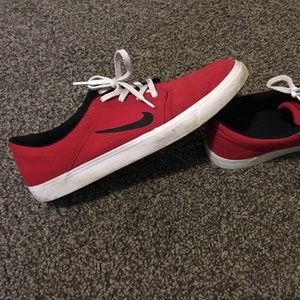 Nike Zoom SB Shoes